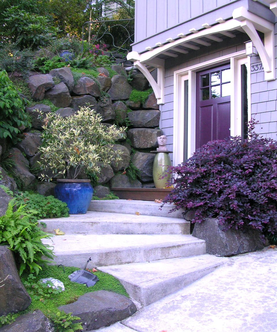 Small Front Yard Gardens