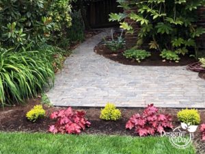 Landscape Design in a Day transforms a boring side yard into a welcoming entry with serious curb appeal for this Grant Park home in Portland Oregon. 